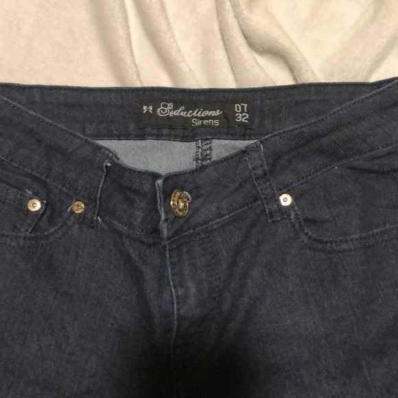 dark wash skinny jeans - Picture 3 of 3